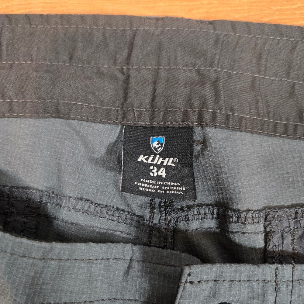 Kuhl Shorts Mens 34 Renegade Charcoal Gray Ripstop Cargo Hiking Outdoor Active - Picture 2 of 14
